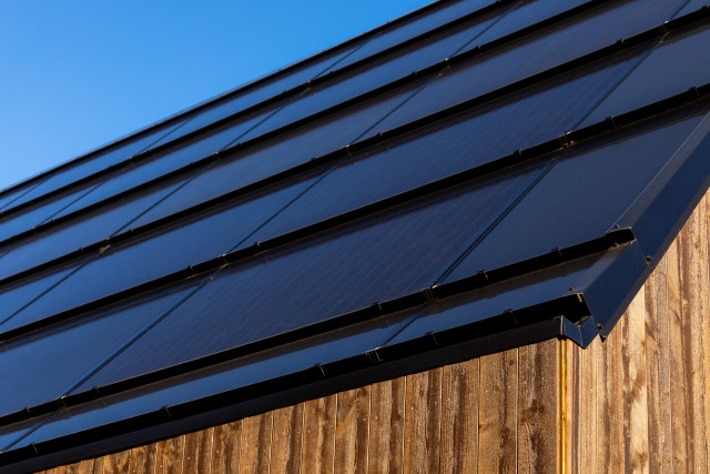 Solarstone Solar Full Roof up close